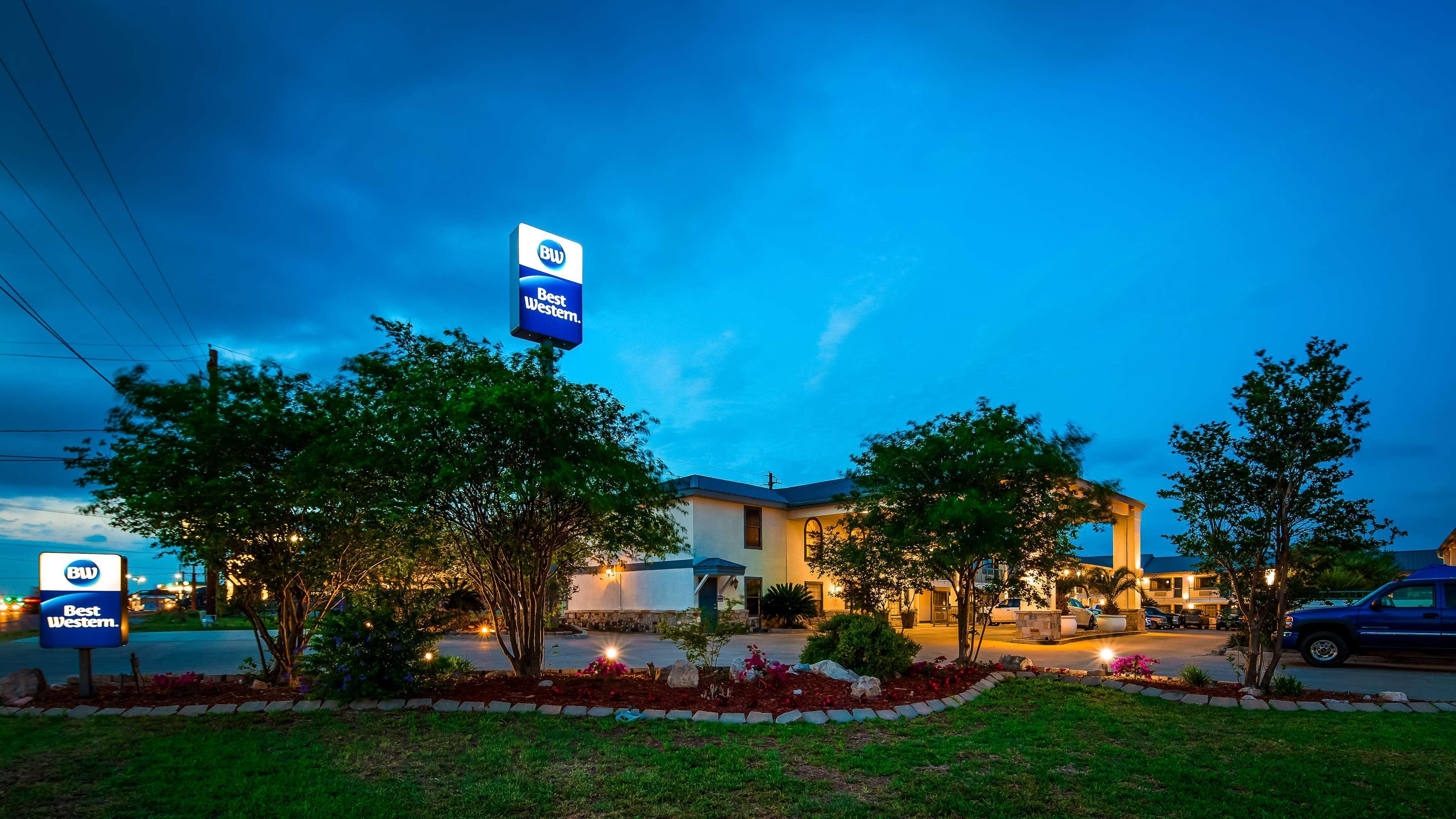 Best Western George West Executive Inn Екстериор снимка