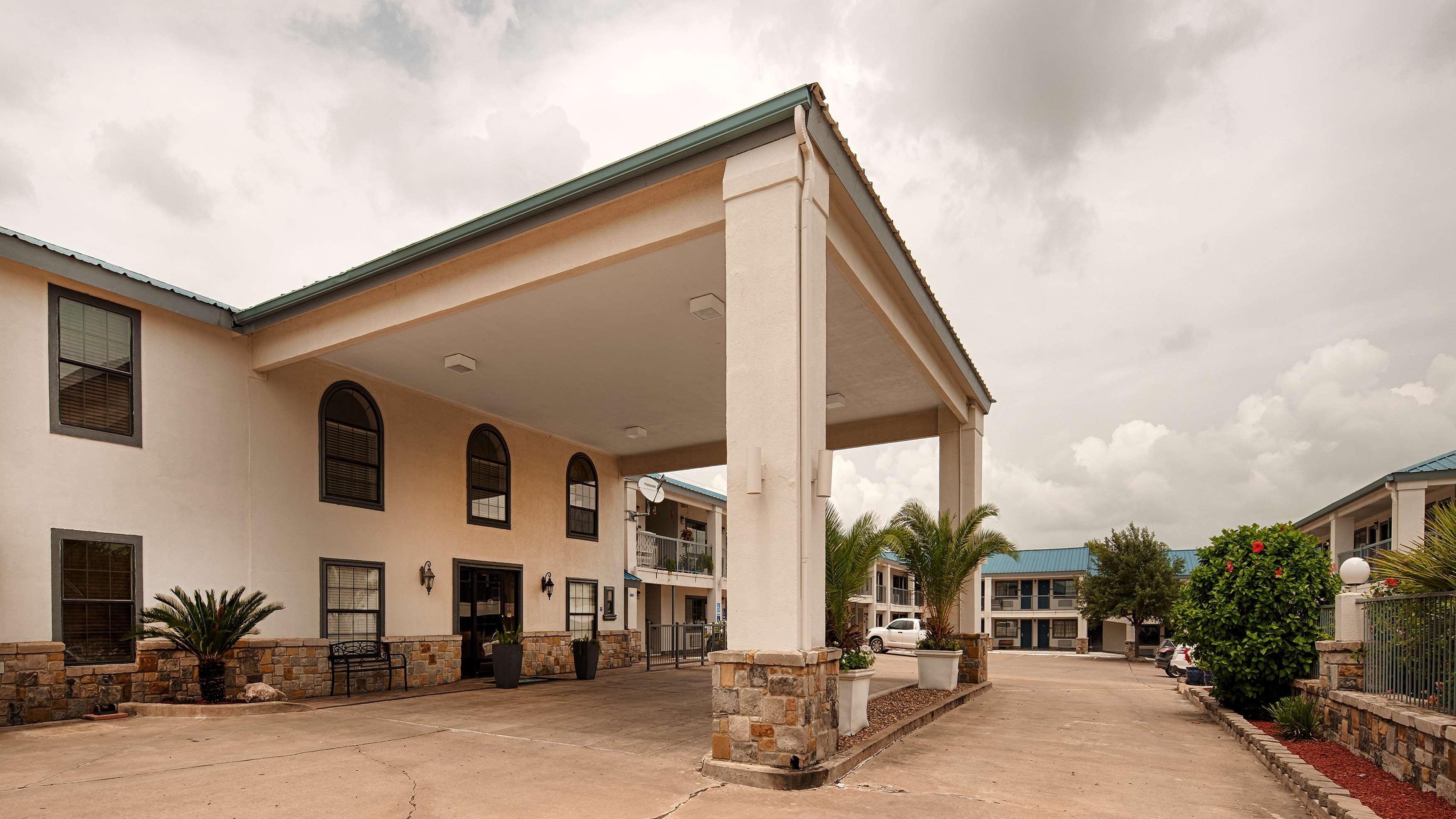 Best Western George West Executive Inn Екстериор снимка