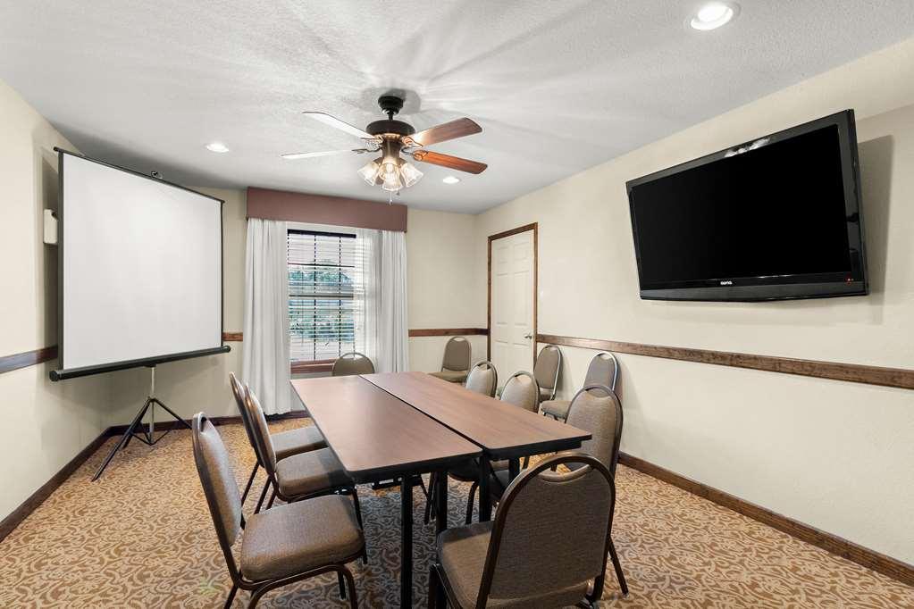 Best Western George West Executive Inn Съоръжения снимка