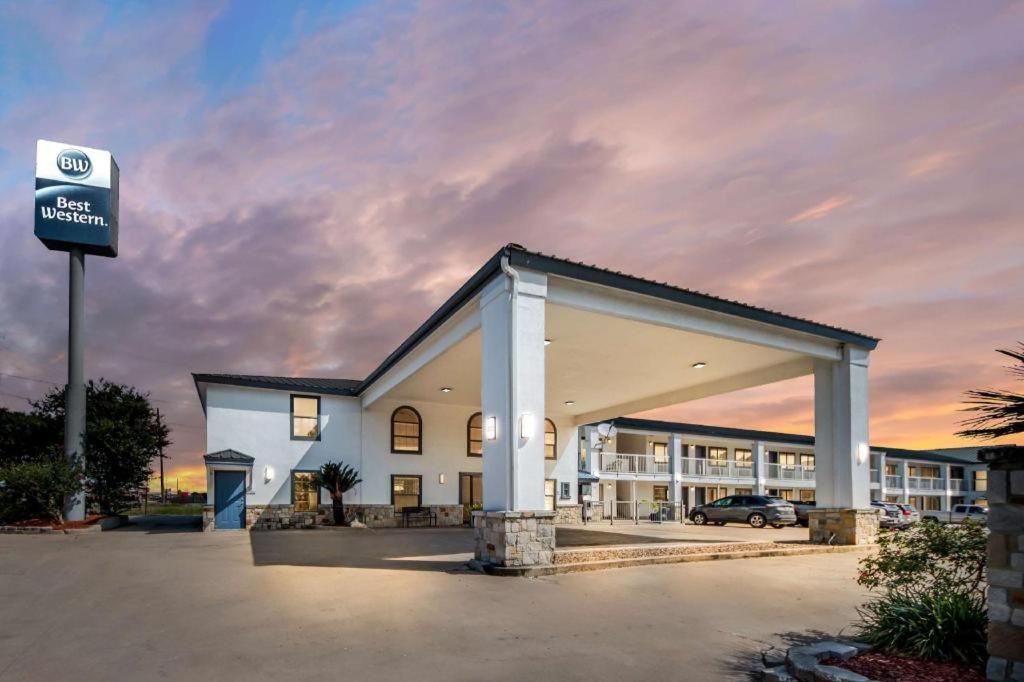 Best Western George West Executive Inn Екстериор снимка