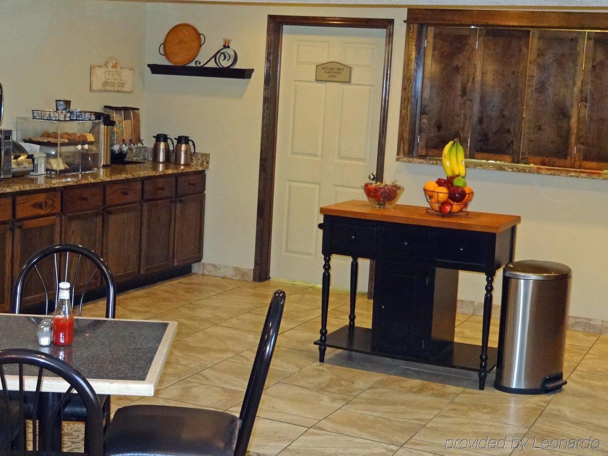 Best Western George West Executive Inn Ресторант снимка