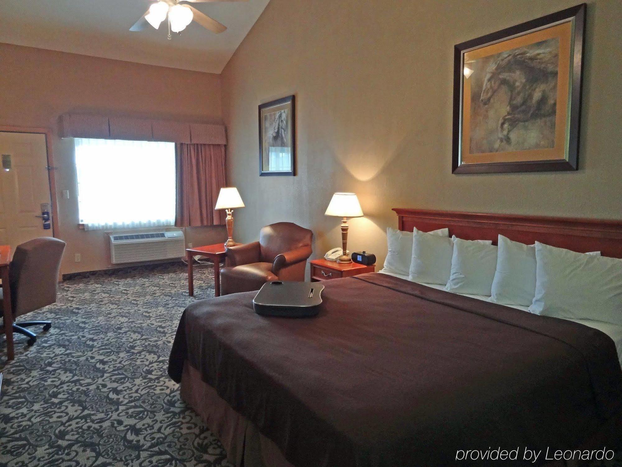 Best Western George West Executive Inn Стая снимка