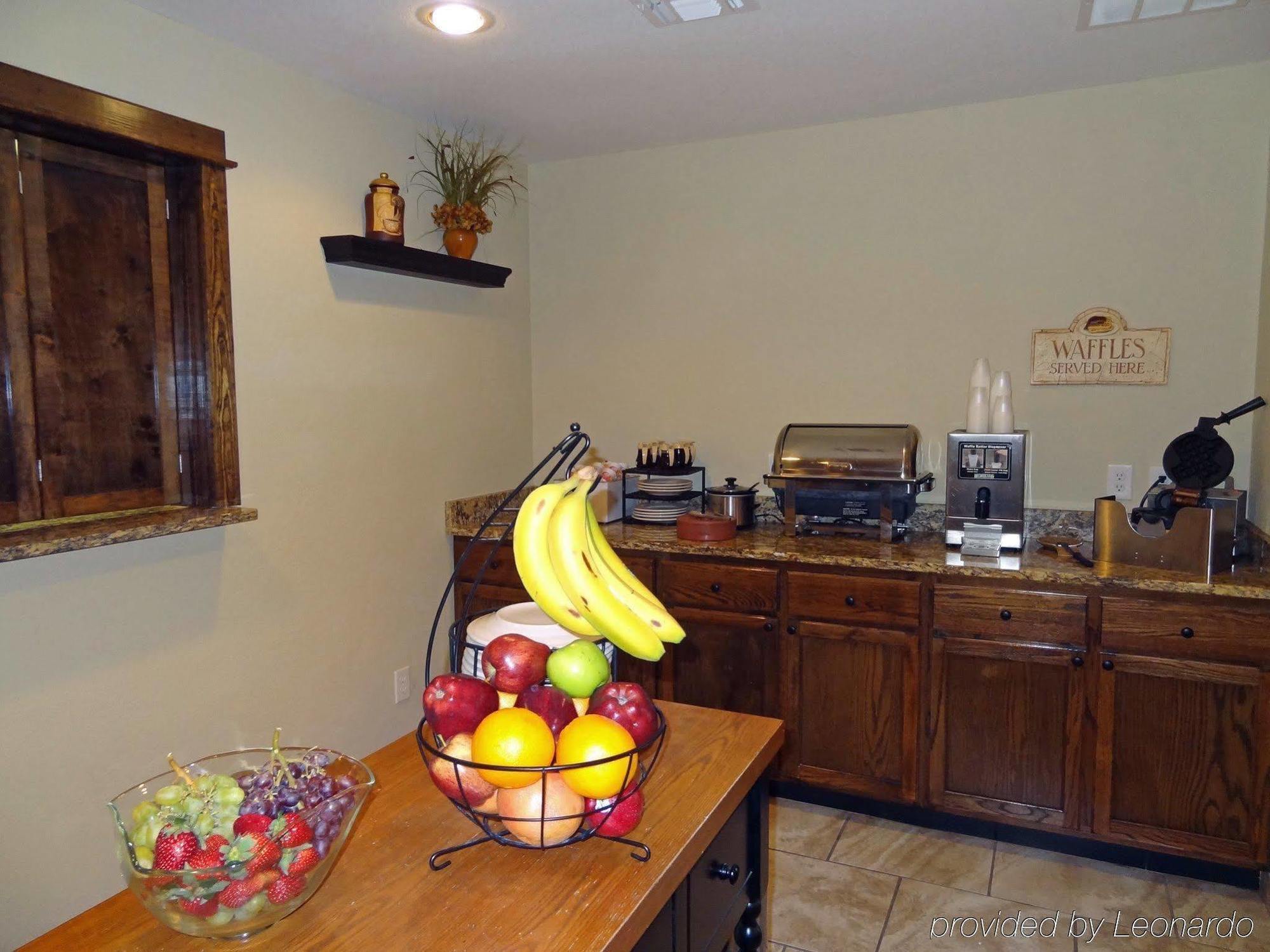 Best Western George West Executive Inn Ресторант снимка